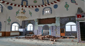 Tokat'ın Sulusaray İlçesi 5.6 büyüklüğündeki depremin ardından yardım çalışmaları başlatıldı