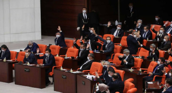 Torba yasa teklifinde son saniye değişikliği: Cezalar silinecek