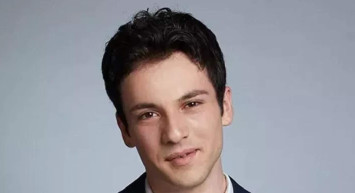 Tozlu Yaka dizisi Çağrı kim? Ahmet Haktan Zavlak kimdir, kaç yaşında? Ahmet Haktan Zavlak hangi dizilerde oynadı?