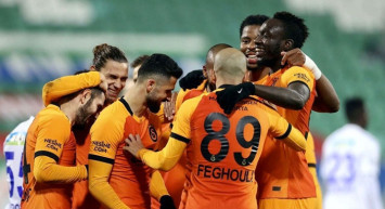 Trabzonspor Emre Akbaba'yı İstiyor!