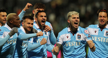 Trabzonspor, Murat Cem Akpınar'ın Giresunspor'a transferini duyurdu!