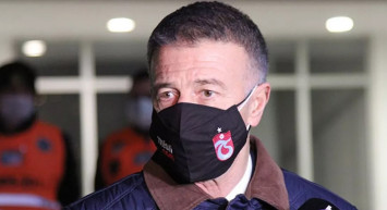 Trabzonspor'da Ahmet Ağaoğlu Şampiyonluk Mücadelesi Hakkında Konuştu!