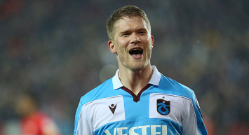 Trabzonspor'da Andreas Cornelius, bu sezonu iki kupayla kapatmak istediklerini söyledi