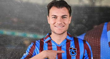 Trabzonsporlu Yusuf Erdoğan'dan İmza Töreninde Açıklamalar!