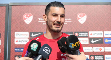 Trabzonspor'un başarılı file bekçisi Uğurcan Çakır'dan Milli Takım kampında çarpıcı açıklamalar! Dünya Kupası ile ilgili pişmanlığını açıkladı