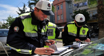 Trafik cezalarına rekor zam geliyor! Yeni ceza tutarları cep yakacak