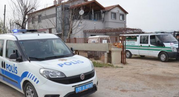 Traktörün Çapa Makinesine Sıkışan Çiftçi Hayatını Kaybetti