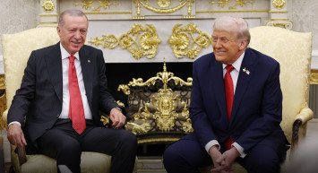 Trump'tan canlı yayında Erdoğan'a övgü: "Harika bir lider"