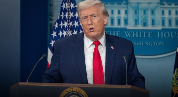 Trump’tan dikkat çeken İran iddiası: “Anlaşma için yalvarıyorlar”