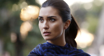 Tuba Büyüküstün’ün Acı Günü: Ölüm Haberini Sosyal Medyadan Paylaştı