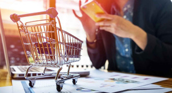 Tüketiciyi aldatan satıcılar yandı: E-ticaret yasası geliyor!