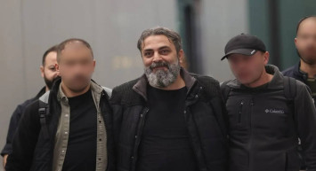 Tüm dünyada kırmızı bültenle aranıyordu: Türkiye’ye getirildi