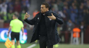 Tümer Metin, Beşiktaş'ın yeni teknik direktörü Valerien Ismael'in sezon sonuna kadar görevinden ayrılacağını düşündüğünü söyledi