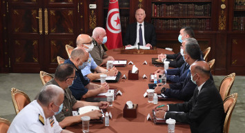 Tunus’ta Siyasi Darbe Girişimi!