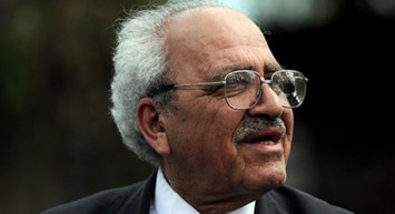 Türk Edebiyatının Sevilen İsmi, Büyük Şair Sezai Karakoç Hayatını Kaybetti