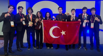 Türk gençlerinden uluslararası bilim yarışmasında büyük başarı