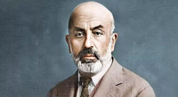 Türk Milleti'nden milli şair Mehmet Akif Ersoy’a vefa borcu: Vefatının 87. yılında yad edildi!