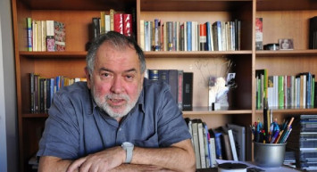 Türk sinemasından acı haber geldi! Usta yönetmen Erden Kıral hayatını kaybetti