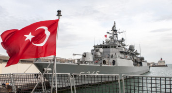 Türkiye bir ülkeye daha savaş gemisi gönderiyor: ‘Bölge tam bir ateş çemberi’