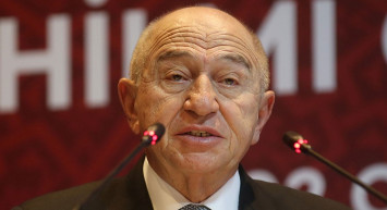 Türkiye Futbol Federasyonu Başkanı Nihat Özdemir görevinden istifa etti!