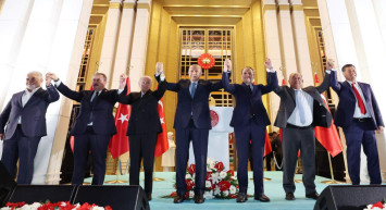 Türkiye Yüzyılı başladı: Vatandaştan dev projelere güveniyor