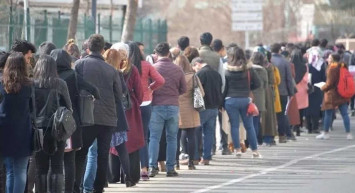 Türkiye'de işsiz sayısı azaldı mı? İşsizlik rakamları mayıs ayında kaç oldu? TÜİK kritik veriyi duyurdu