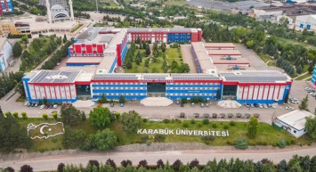 Türkiye'nin gündemine oturan Karabük Üniversitesi iddiaları sert bir dille yalanladı: Bunlar asılsız ve uydurmadır