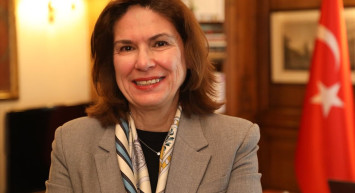 Türkiye'nin OECD Daimi Temsilcisi Altuğ, AA'nın 'Yılın Kareleri' Oylamasına Katıldı