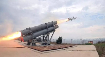 Türkiye’nin silah sistemleri Yunanları çaresiz bıraktı: Artan menzil stratejik derinliği ortadan kaldırdı