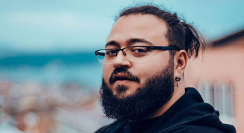 Twitch yayıncısı Jahrein’den şok edici ifadeler: Memelerini büyüttür