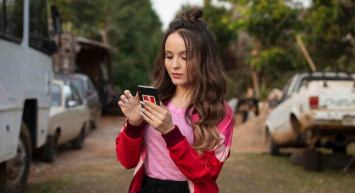 Uçak Modu 2020 film konusu ve oyuncuları