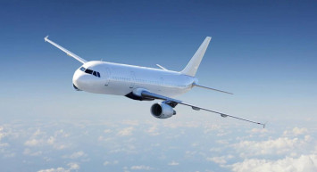 Uçak tuvaletinde kriz: Dışkılar her yere dağıldı, sefer iptal oldu!