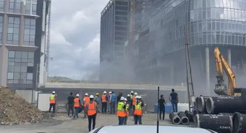 Ümraniye Finans Merkezinde korkutan yangın