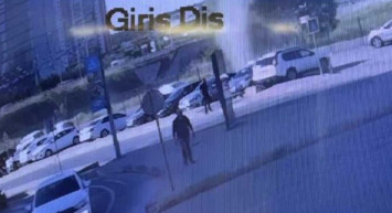 Ümraniye'de akşam saatlerinde ortaya çıkan hortum paniğe sebep oldu: O anlar kameralara yansıdı