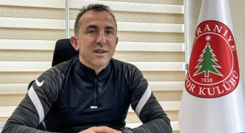 Ümraniyespor Teknik Direktörü Recep Uçar, Trabzonspor Teknik Direktörü Abdullah Avcı hakkında söylediği sözlerle gündem yarattı