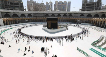 Umre ziyaretleri bu yıl başlıyor mu? Suudi Arabistan PCR testi, aşı ve karantina şartını tamamen kaldırdı