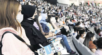 Üniversite Serüveni Başladı: İlk Ders Koronavirüs Oldu!