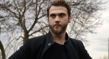 Ünlü Oyuncu Aras Bulut İynemli'den Gelen Kötü Haber Sevgilisi Bige Önal'ı Korkuttu!