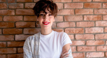 Ünlü Oyuncu Bergüzar Korel’in Büyük Heyecanı: Üçüncü Kez Anne Oldu