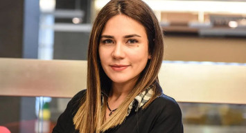 Ünlü Oyuncu Buse Varol Oğlu Burak'la Yaşadığı Korku Dolu Anları Sosyal Medyadan Paylaştığı Videolarla Anlattı!