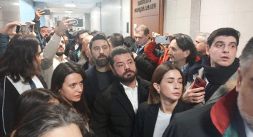 Ünlü sporcuları dolandırdığı iddiasıyla mahkemeye çıkan Seçil Erzan 3. kez hakim karşısında! Futbolcu Semih Kaya’dan ağızları açık bırakacak itiraflar