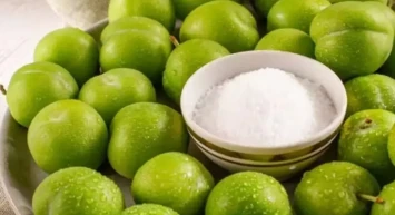 Üreticiler, yüksek kaliteli ürünlerle kazancı artırıyor: Kilosu 150 dolardan satılan erikler talebi karşılıyor!