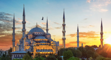 Uşak sahur ve iftar saati 2023