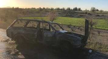 Uşak’ta Seyir Halindeki Otomobil Yanarak Küle Döndü