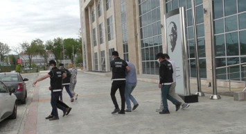 Uşak’ta Uyuşturucu Satıcıları Denetlemeye Takıldı