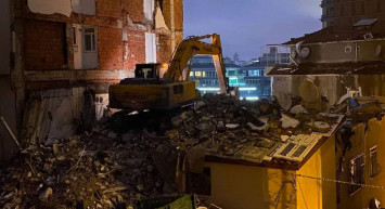 Üsküdar’da Patlama Yaşanan Bina'ya Ait Yeni Görüntüler Geldi!