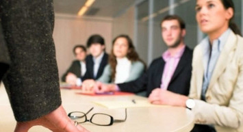 Üst düzey memur nedir, kimlere denir? Nasıl üst düzey memur olunur? Üst düzey memur maaşları