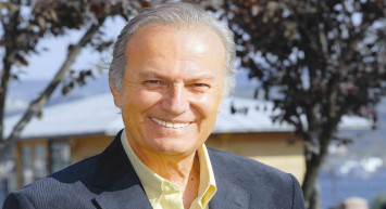 Usta oyuncu Ediz Hun kimdir, hangi dizilerde ve filmlerde oynadı?