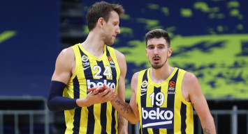 Valencia, Fenerbahçe Beko ile sözleşmesi sona eren Jan Vesely ve Nando De Colo'yu transfer etmek istiyor!
