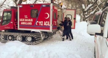 Van'da Çığ Tehlikesindeki Kadına Acil Müdahale